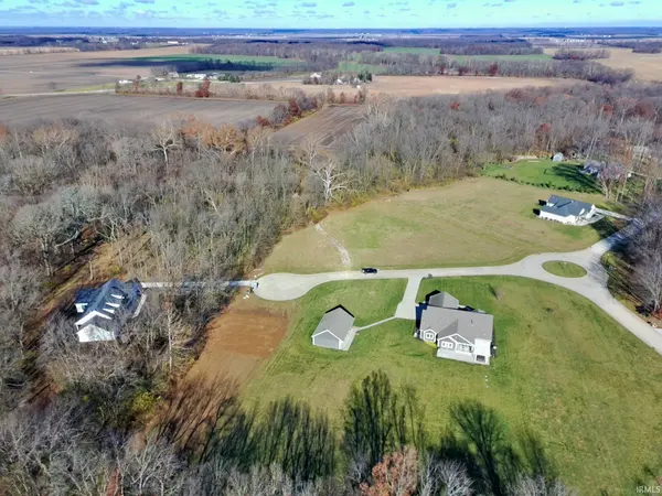 4400 Silver Shale LN, Lafayette, IN 47909