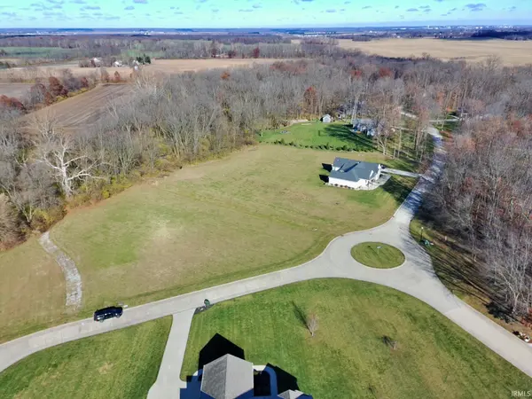 4400 Silver Shale LN, Lafayette, IN 47909