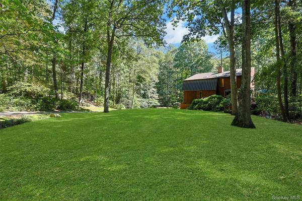 7 Cabin Ridge RD, Chappaqua, NY 10514