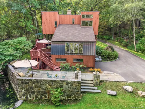 7 Cabin Ridge RD, Chappaqua, NY 10514