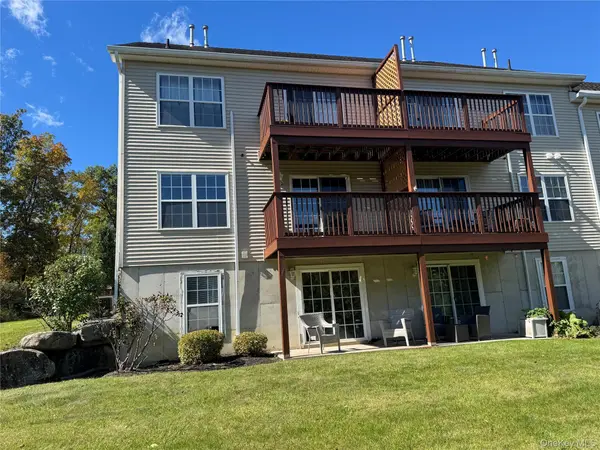 1191 Maggie RD #8-11, Newburgh, NY 12550