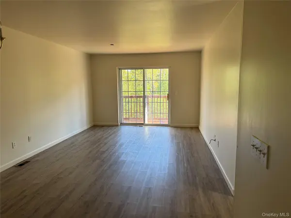 1191 Maggie RD #8-11, Newburgh, NY 12550