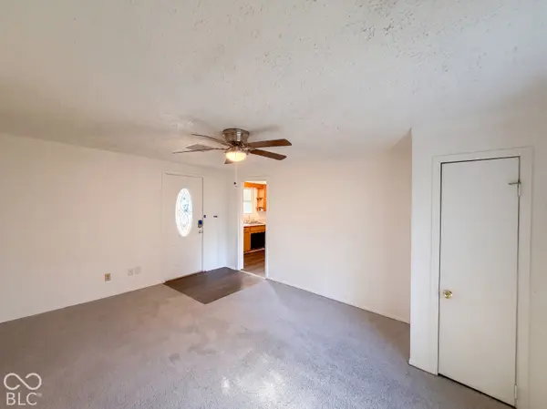 207 E Park ST, Trafalgar, IN 46131