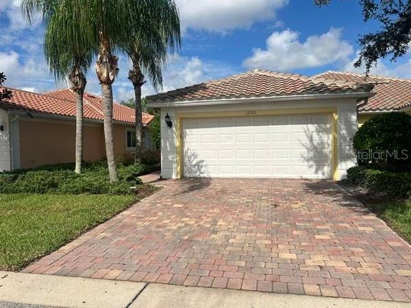 12120 TRIPLETAIL LN, Orlando, FL 32827