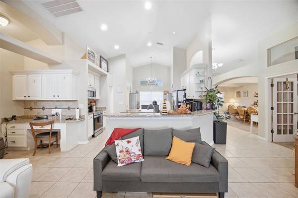 4818 DIAMONDS PALM LOOP, Wesley Chapel, FL 33543