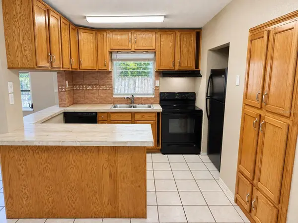 10722 53RD AVE N, St Petersburg, FL 33708