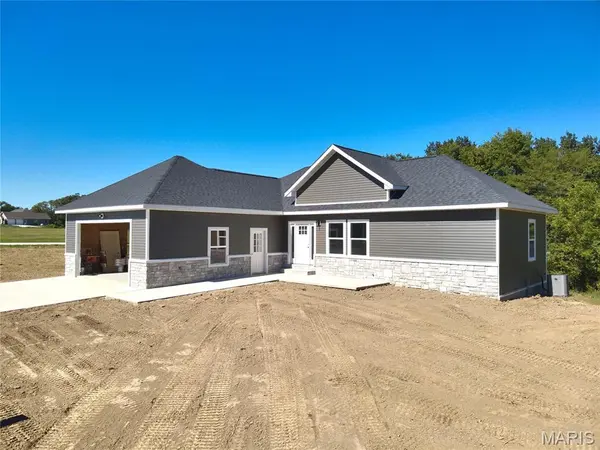 5870 County Road 324, Palmyra, MO 63461