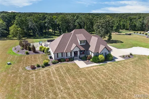 19111 Promise DR, Lebanon, MO 65536