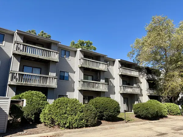 705 E Colorado AVE, Urbana, IL 61801