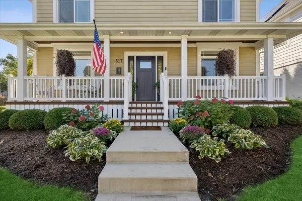 517 E Hillside AVE, Barrington, IL 60010