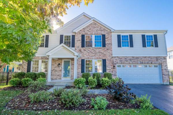 406 Hubbard LN, Lake Villa, IL 60046