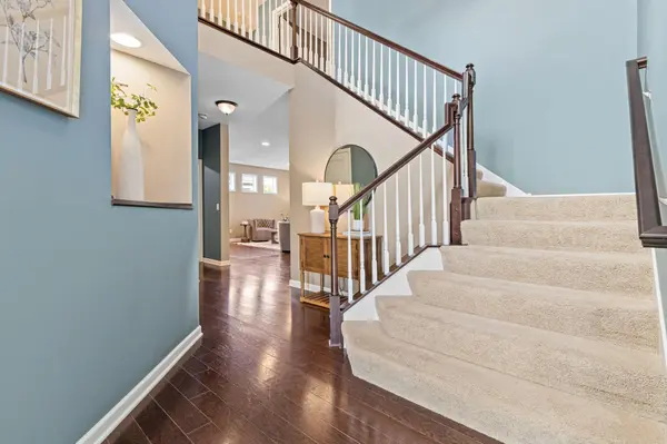 626 Eastgate Pkwy, Mahtomedi, MN 55115