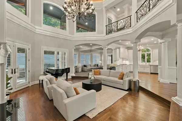 937 Travelers Ct, Nashville, TN 37220