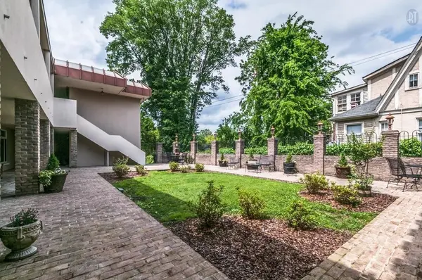 3520 West End #5, Nashville, TN 37205