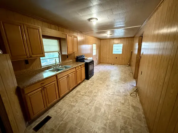 164 County Road 202, Athens, TN 37303