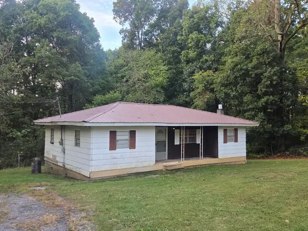 164 County Road 202, Athens, TN 37303