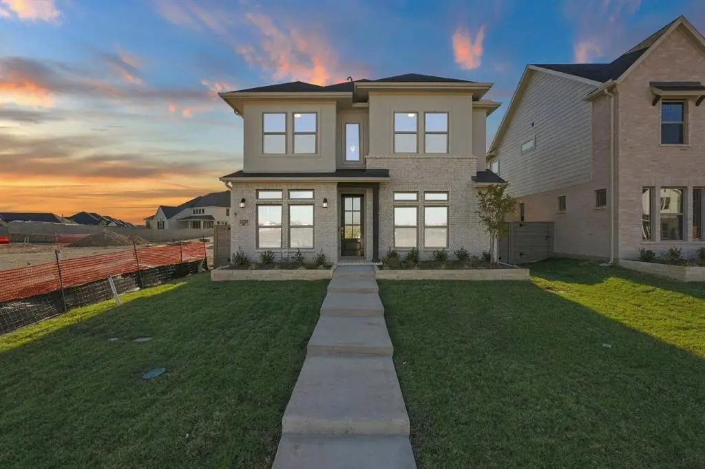 2424 Trailrunner Drive, Celina, TX 75009