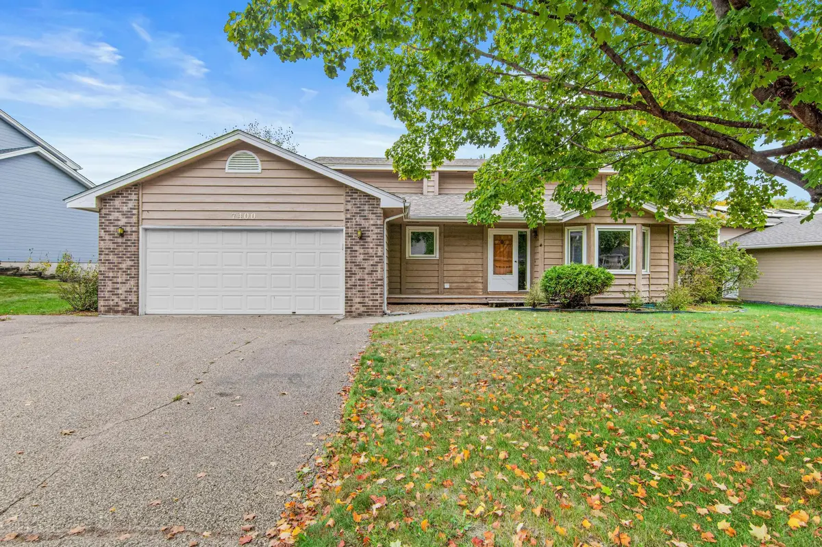 7400 W 112th ST, Bloomington, MN 55438