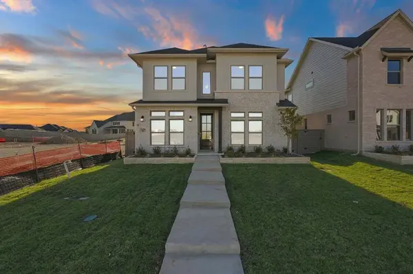 2424 Trailrunner Drive, Celina, TX 75009