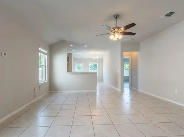 10305 Hatton LN, Austin, TX 78754
