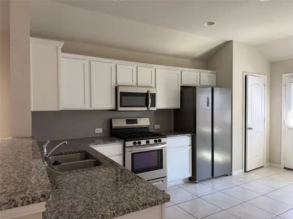 10305 Hatton LN, Austin, TX 78754