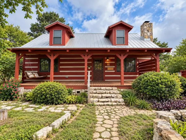 122 Briar Forest DR, Bastrop, TX 78602