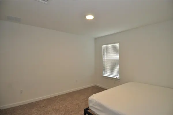 233 James River DR, Hutto, TX 78634