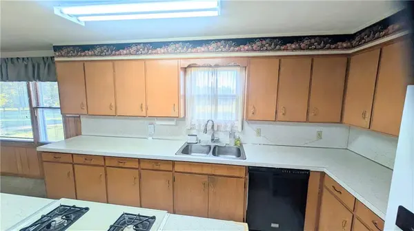 4010 320 RD, El Dorado Springs, MO 64744