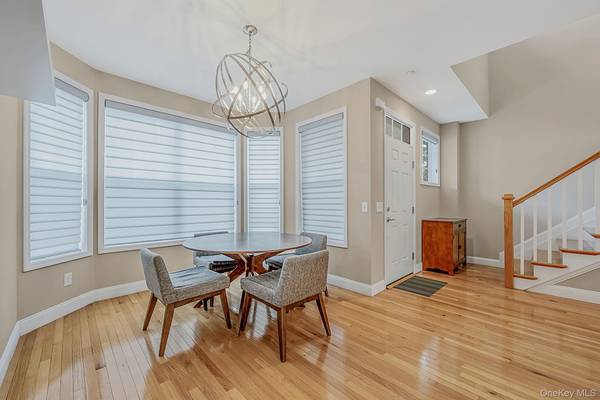 2305 Townhome WAY, Huntington Station, NY 11746