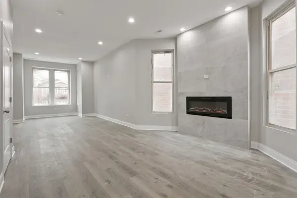 2714 W Polk ST #2, Chicago, IL 60612