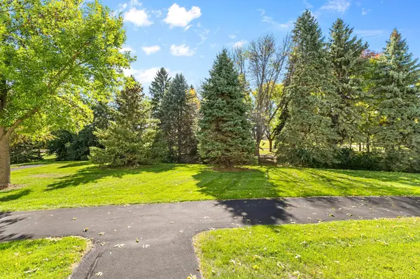 13035 Durum CT, Eden Prairie, MN 55347