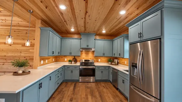 190 Park Dr, Silver Point, TN 38582