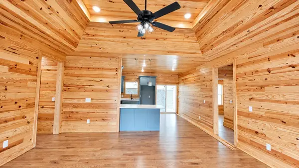 190 Park Dr, Silver Point, TN 38582