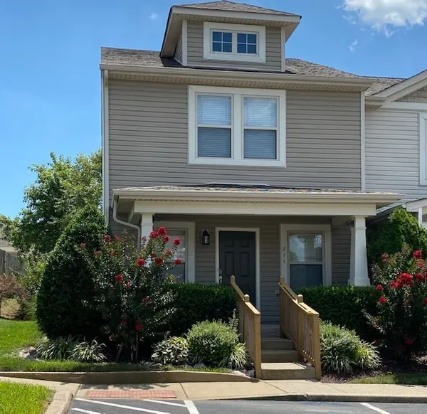 735 Tulip Grove Rd #214, Hermitage, TN 37076