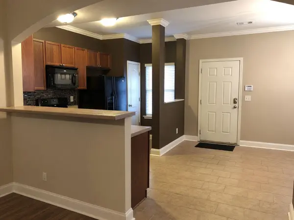 735 Tulip Grove Rd #214, Hermitage, TN 37076