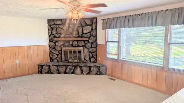 4010 320 RD, El Dorado Springs, MO 64744