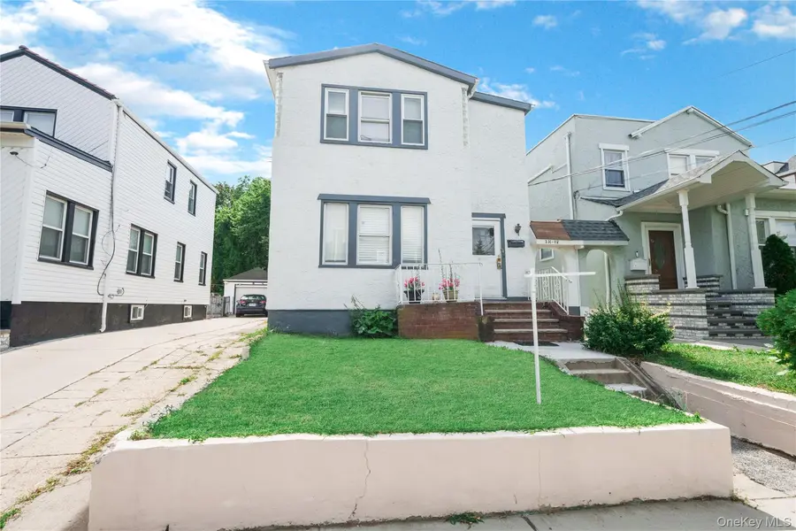 231-08 Mentone AVE, Laurelton, NY 11413