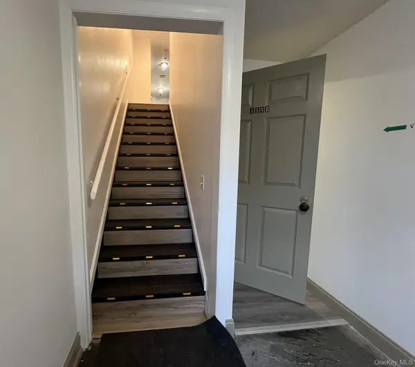7 1st ST #3, Warwick, NY 10990