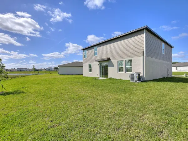 1220 OAK VALLEY DR, Auburndale, FL 33823