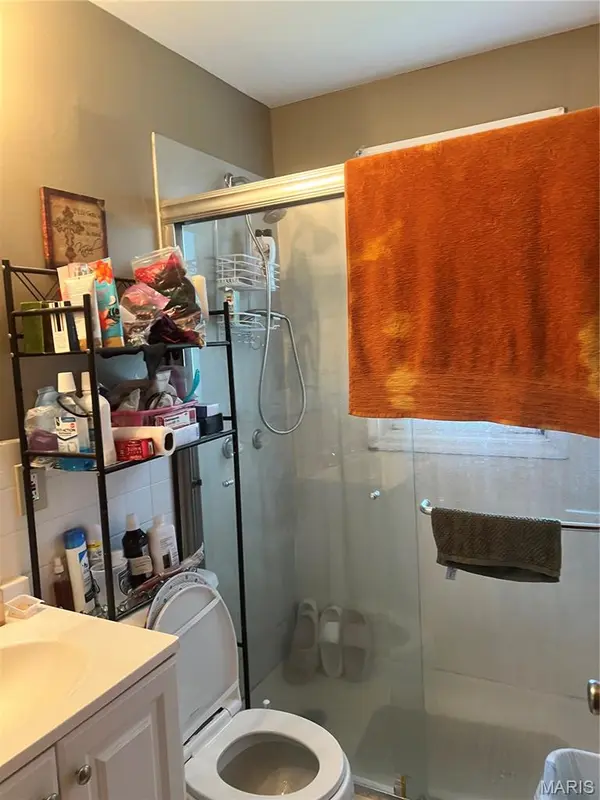651 Gleason DR, Bellefontaine Nghbrs, MO 63137