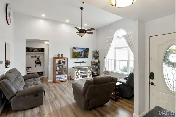 147 Vista Vallarta DR, Union, MO 63084