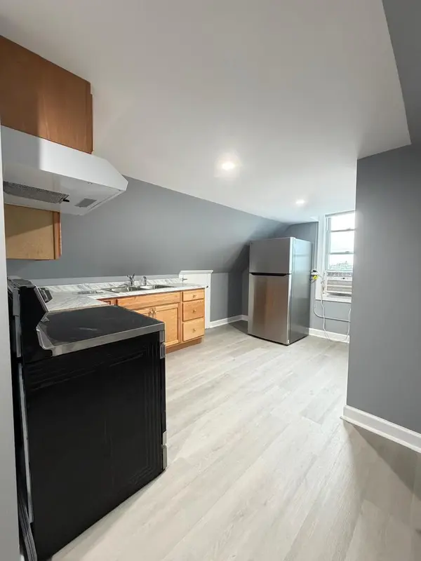 5032 S Kolin AVE #A, Chicago, IL 60632