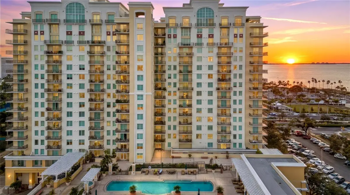 800 N TAMIAMI TRL #103, Sarasota, FL 34236