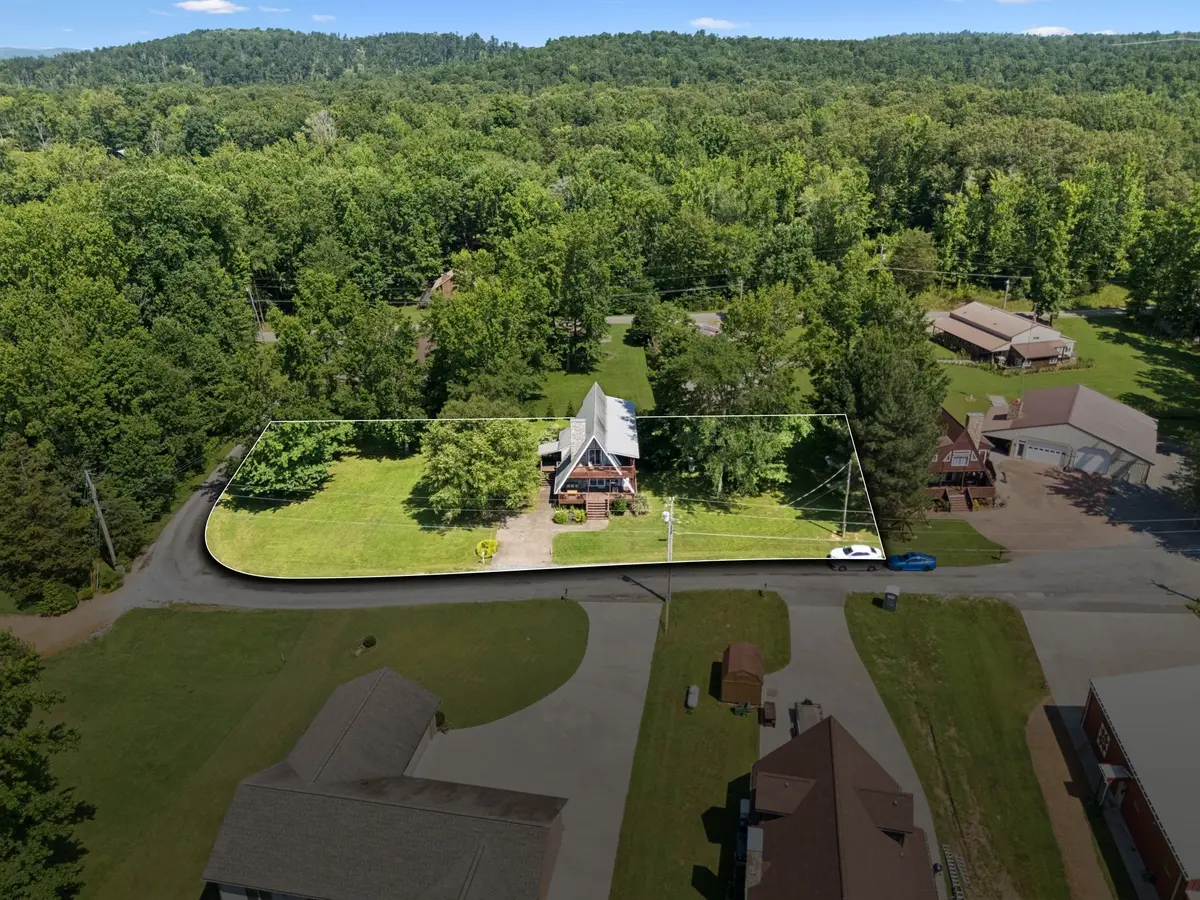 117 Sparrow Ln, Dover, TN 37058