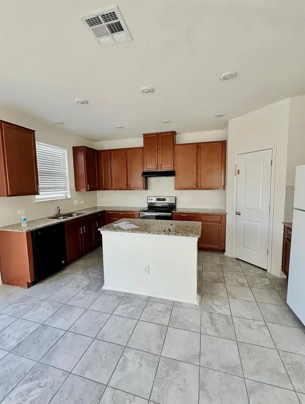 18900 Lady Bird Johnson ST, Manor, TX 78653
