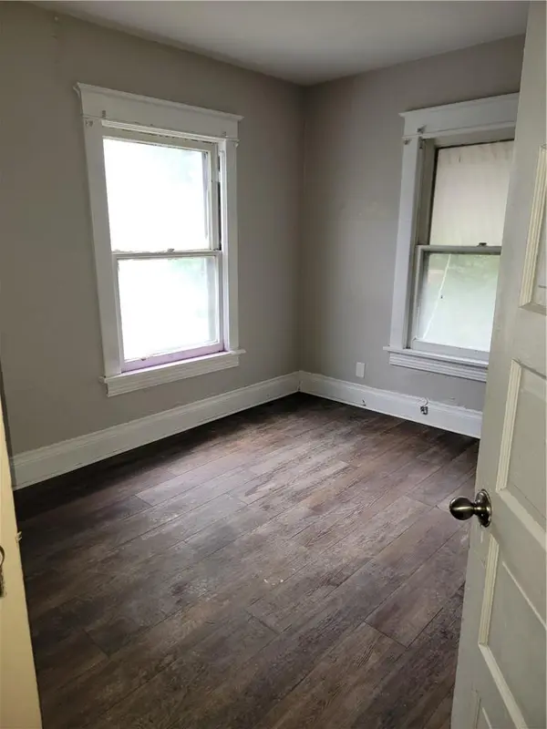 1110 Cleveland AVE, Kansas City, MO 64127