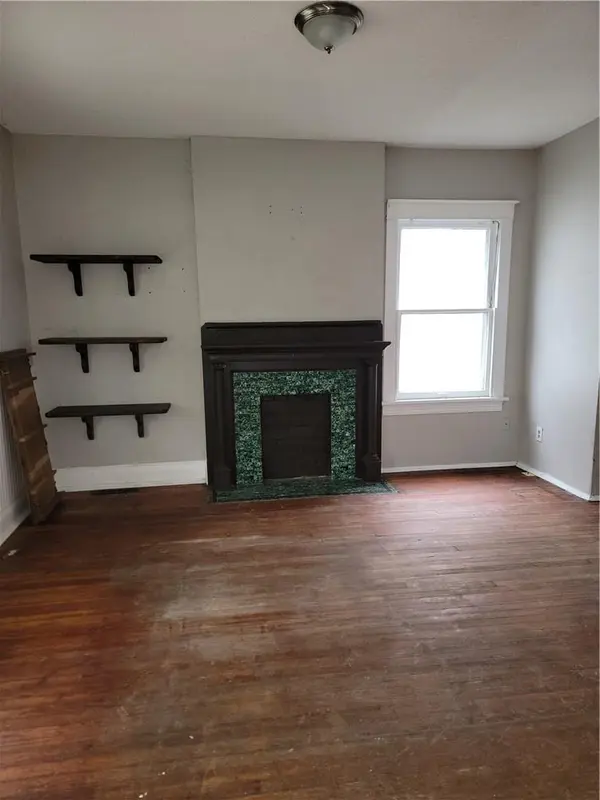 1110 Cleveland AVE, Kansas City, MO 64127