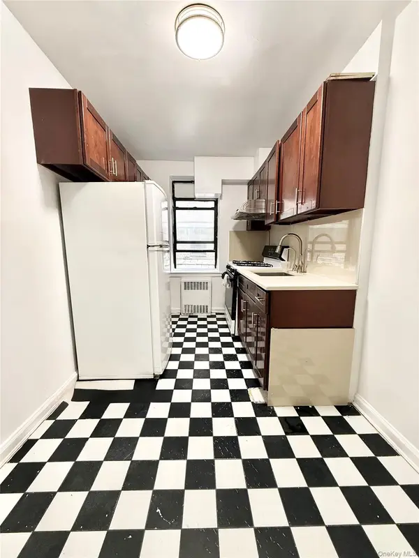 43-40 Union ST #2D, Flushing, NY 11355