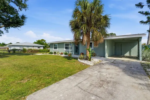 1757 MOVA ST, Sarasota, FL 34231