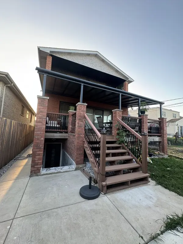 4507 N New England AVE, Harwood Heights, IL 60706